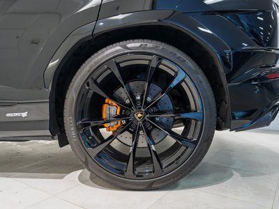 2023 Lamborghini URUS 照片 7
