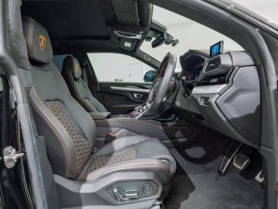 2023 Lamborghini URUS — миниатюра 16