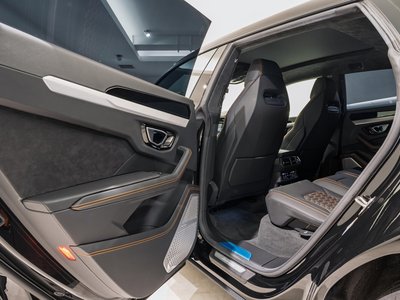 2023 Lamborghini URUS 照片 9