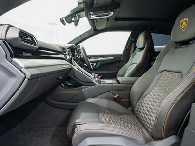 2023 Lamborghini URUS — миниатюра 12