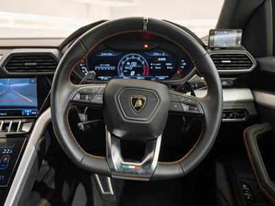 2023 Lamborghini URUS — миниатюра 30