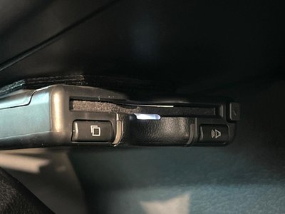 TOYOTA LAND CRUISER 70 - 7