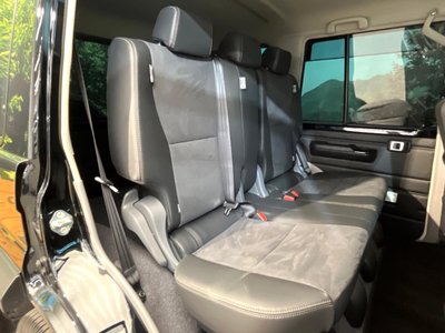 TOYOTA LAND CRUISER 70 - 9