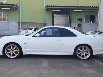 NISSAN SKYLINE GT-R - 5