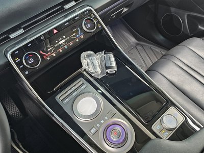 GENESIS GV80 - 9
