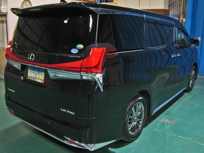 TOYOTA ALPHARD - 4