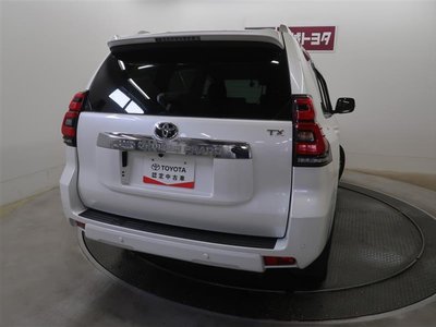 TOYOTA LAND CRUISER PRADO - 10