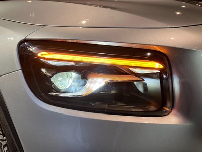 MERCEDES-BENZ GLB - 7