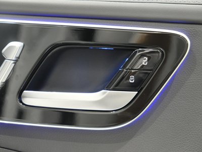 2025 Mercedes-BENZ C-CLASS 缩略图 23