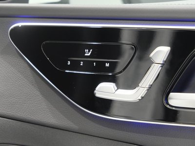 2025 Mercedes-BENZ C-CLASS 缩略图 22