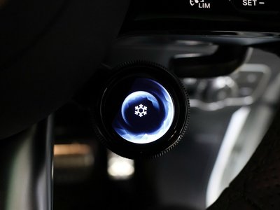 2026 Mercedes-BENZ GLA AMG — миниатюра 30