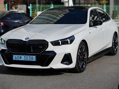 BMW I5
