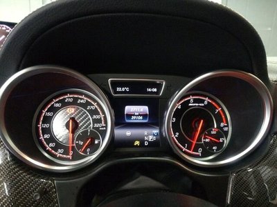 MERCEDES-BENZ GLS - 6