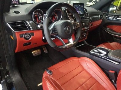 MERCEDES-BENZ GLS - 3