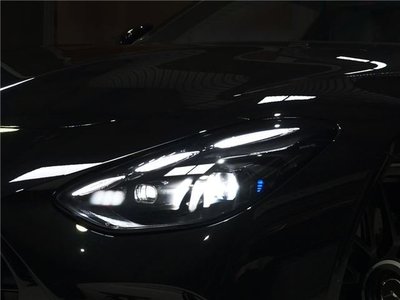 صورة مصغرة 15 لـ 2024 Mercedes-BENZ GT AMG