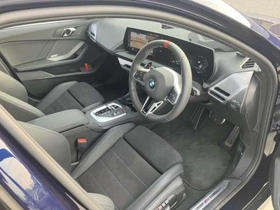 2025 BMW 1 SERIES 照片 2