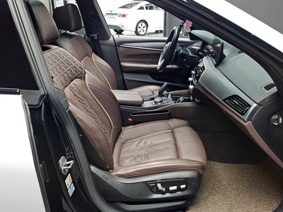 BMW 6 SERIES GT - 10