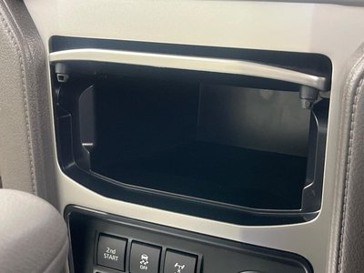 صورة مصغرة 58 لـ 2023 Toyota LAND CRUISER PRADO