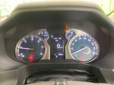 صورة مصغرة 68 لـ 2023 Toyota LAND CRUISER PRADO