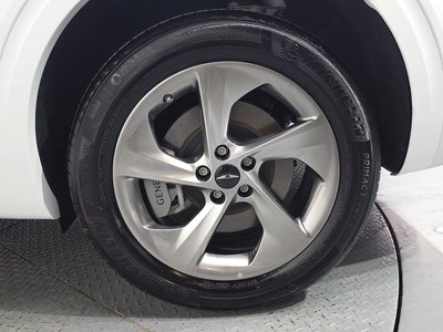 2024 Genesis GV70 photo 8