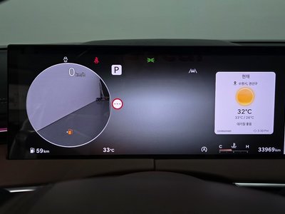 2024 Genesis GV70 thumbnail 11