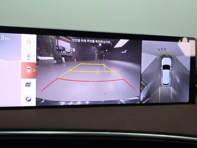 2024 Genesis GV70 thumbnail 21
