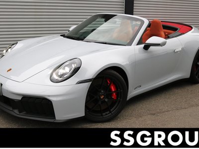 PORSCHE 911 CABRIOLET
