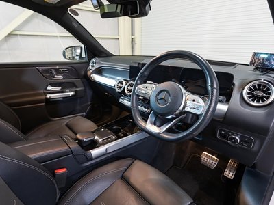 MERCEDES-BENZ GLB - 8