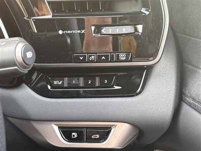 2025 Lexus RX — миниатюра 29