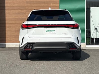صورة 5 لـ 2025 Lexus RX