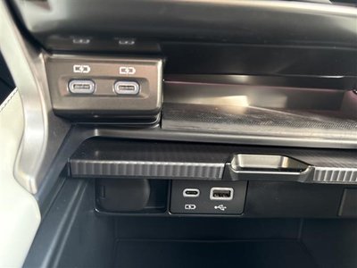 2025 Lexus RX — миниатюра 39