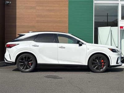 صورة 7 لـ 2025 Lexus RX
