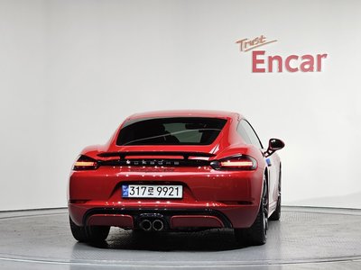 PORSCHE 718 CAYMAN - 4