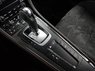 PORSCHE 718 CAYMAN - 9