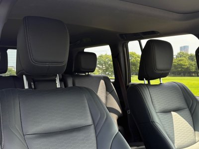 TOYOTA LAND CRUISER 250 - 6