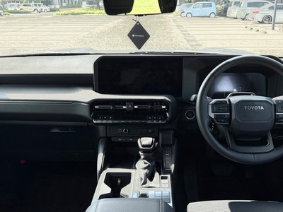 TOYOTA LAND CRUISER 250 - 5