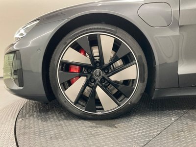 AUDI E-TRON GT QUATTRO - 10