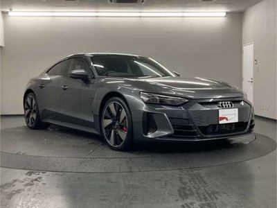 AUDI E-TRON GT QUATTRO - 7