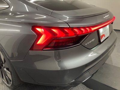 2023 AUDI E-TRON GT QUATTRO — миниатюра 13