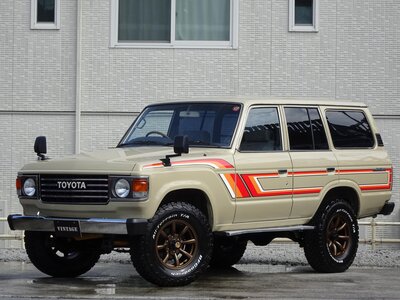TOYOTA LAND CRUISER 60 - 2
