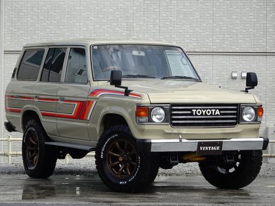 TOYOTA LAND CRUISER 60 - 7