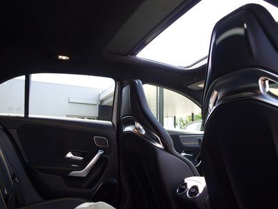 2025 Mercedes-BENZ A-CLASS 缩略图 31