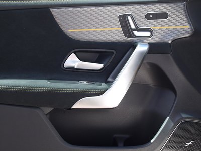 2025 Mercedes-BENZ A-CLASS 缩略图 21