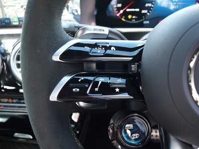 2025 Mercedes-BENZ A-CLASS 缩略图 35