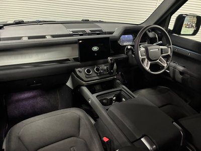 LAND ROVER DEFENDER - 3