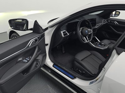 2025 BMW I4 — фото 10