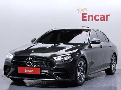 MERCEDES-BENZ E-CLASS - 1