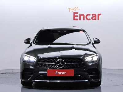 MERCEDES-BENZ E-CLASS - 2