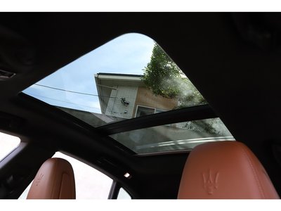 صورة مصغرة 45 لـ 2021 Maserati LEVANTE