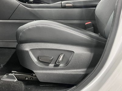 صورة مصغرة 46 لـ 2023 Toyota CROWN SPORT